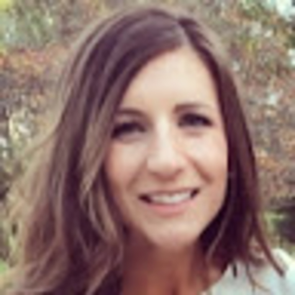 Meet your Posher, Alisa